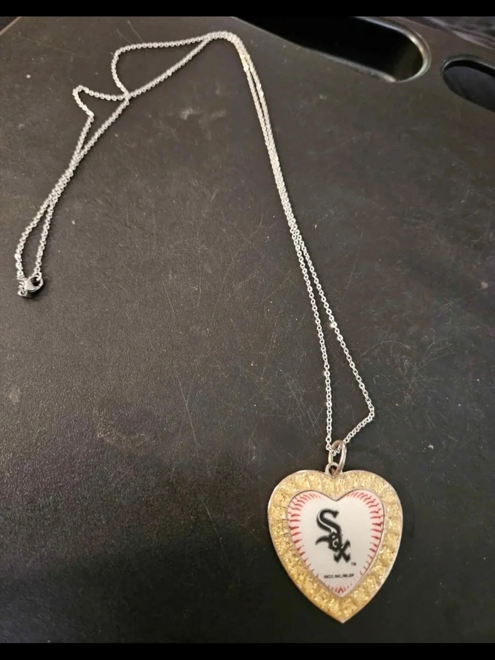 Chicago White Sox Heart Baseball Pendant Necklace - Gold & White